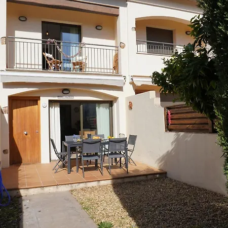 Casa Moderna Con Piscina Comunitaria, Cerca De Y Actividades En La Playa - Es-323-51 Casa de Férias L'Estartit