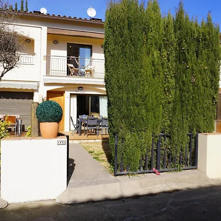 Casa Moderna Con Piscina Comunitaria, Cerca De Y Actividades En La Playa - Es-323-51 L'Estartit