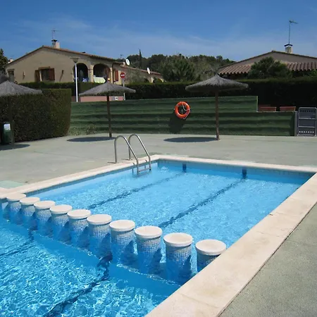 Casa Moderna Con Piscina Comunitaria, Cerca De Y Actividades En La Playa - Es-323-51